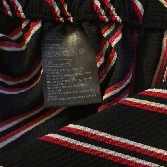 SOLD‼️H&M Fashionable Skirt Divided|New|Size S - Picture 7 of 8